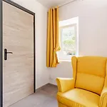 Daire Cosy Rdc-terrasse Et Parking Prive *