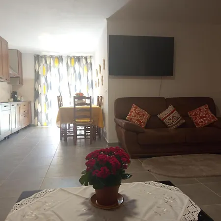 Cosy Rdc-terrasse Et Parking Privé