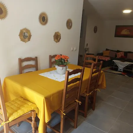 Cosy Rdc-terrasse Et Parking Privé