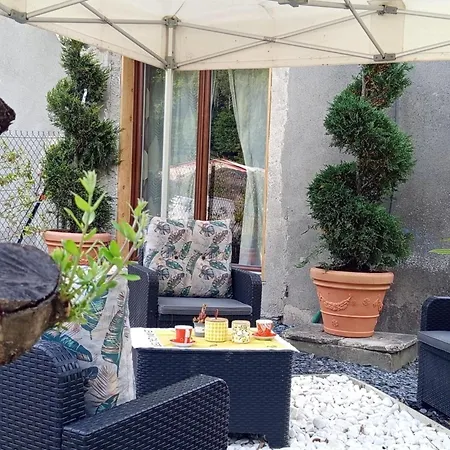 Apartamento Cosy Rdc-terrasse Et Parking Privé