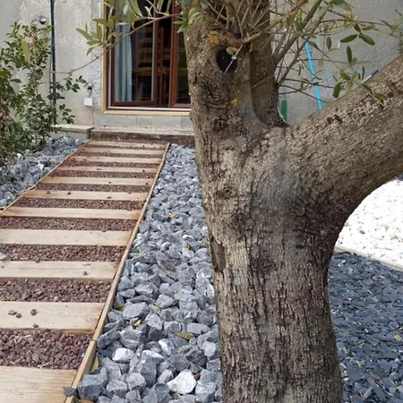 Cosy Rdc-terrasse Et Parking Privé Apartamento *