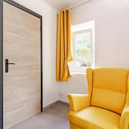 Apartamento Cosy Rdc-terrasse Et Parking Privé *